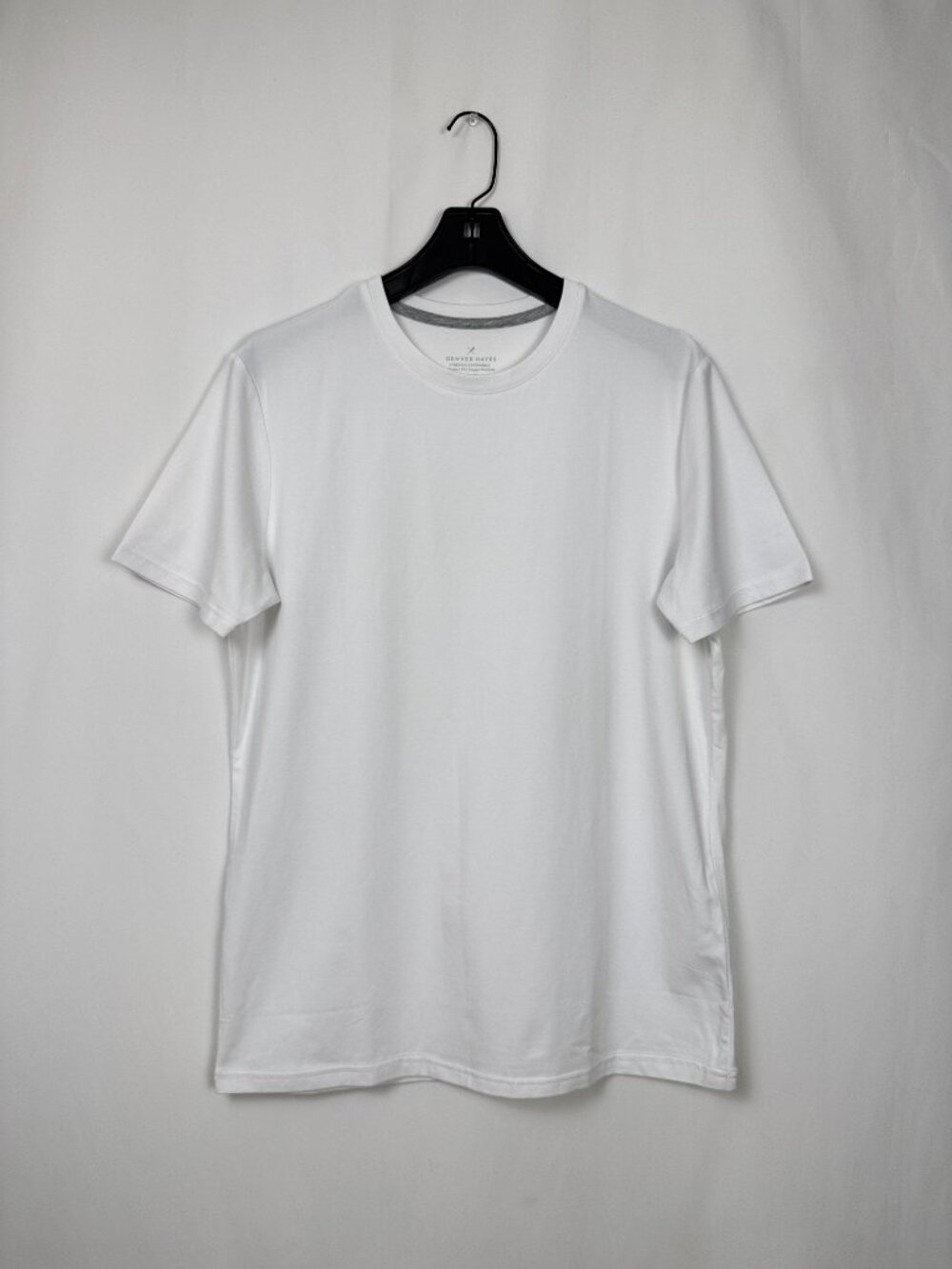 🔥4 for $20🔥 Denver Hayes Mens M/XL T-Shirt Modern Fit Stretch White